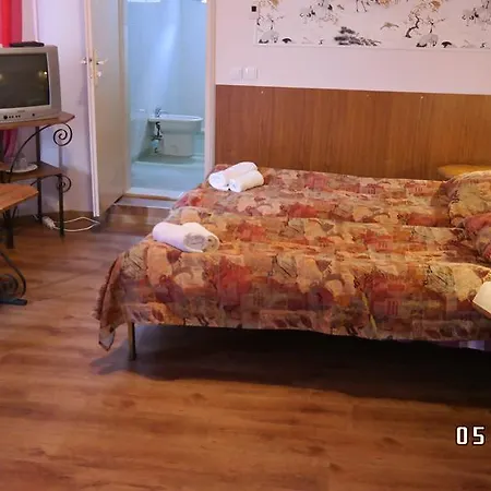 Astra Family Hotel 3*
